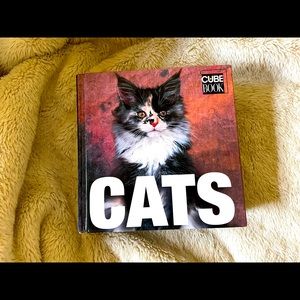 Cats, a cube book, White Star publishers